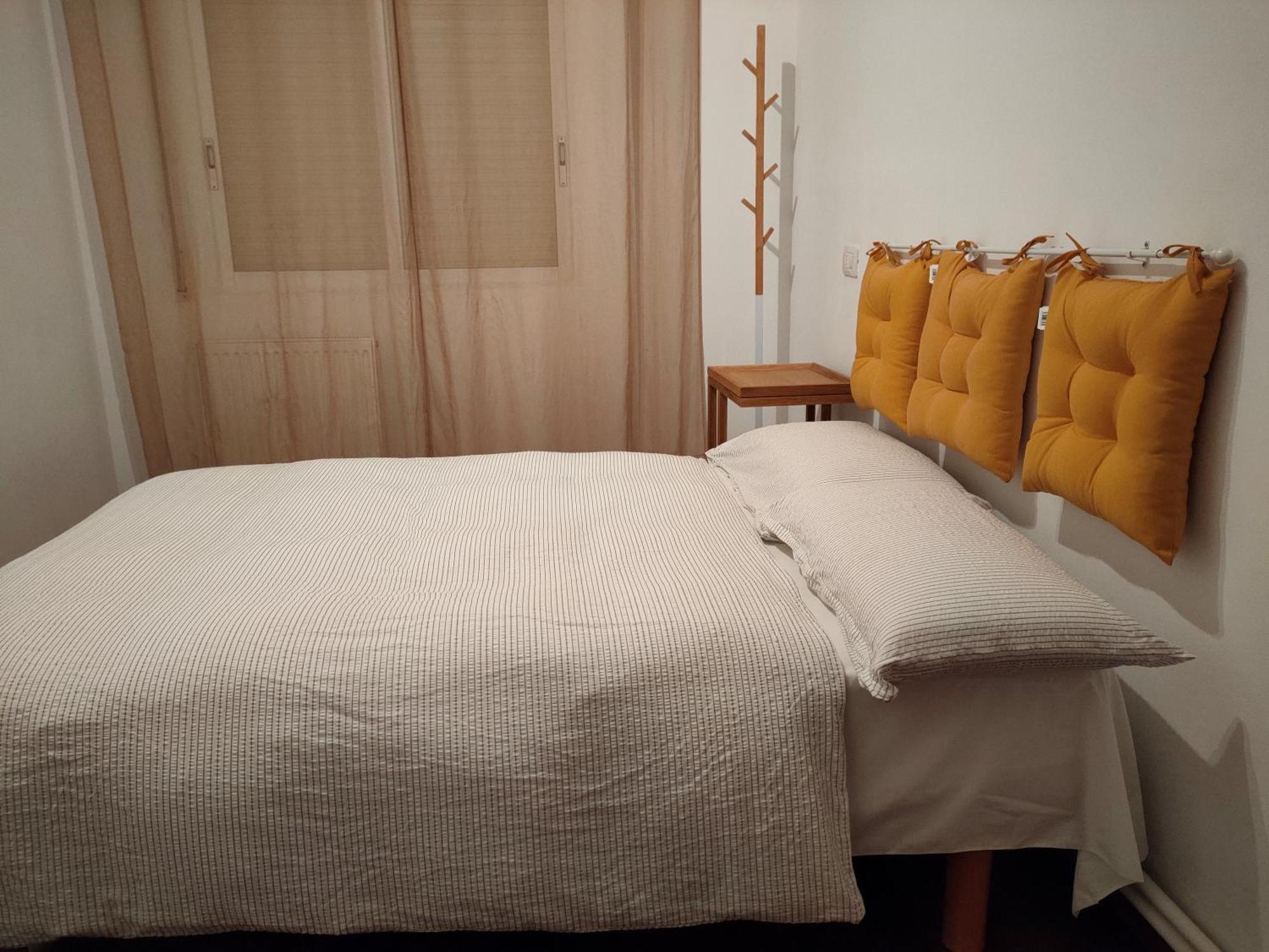 Apartamento De 4 Habitaciones En El Centro De Monforte Monforte De Lemos Eksteriør bilde
